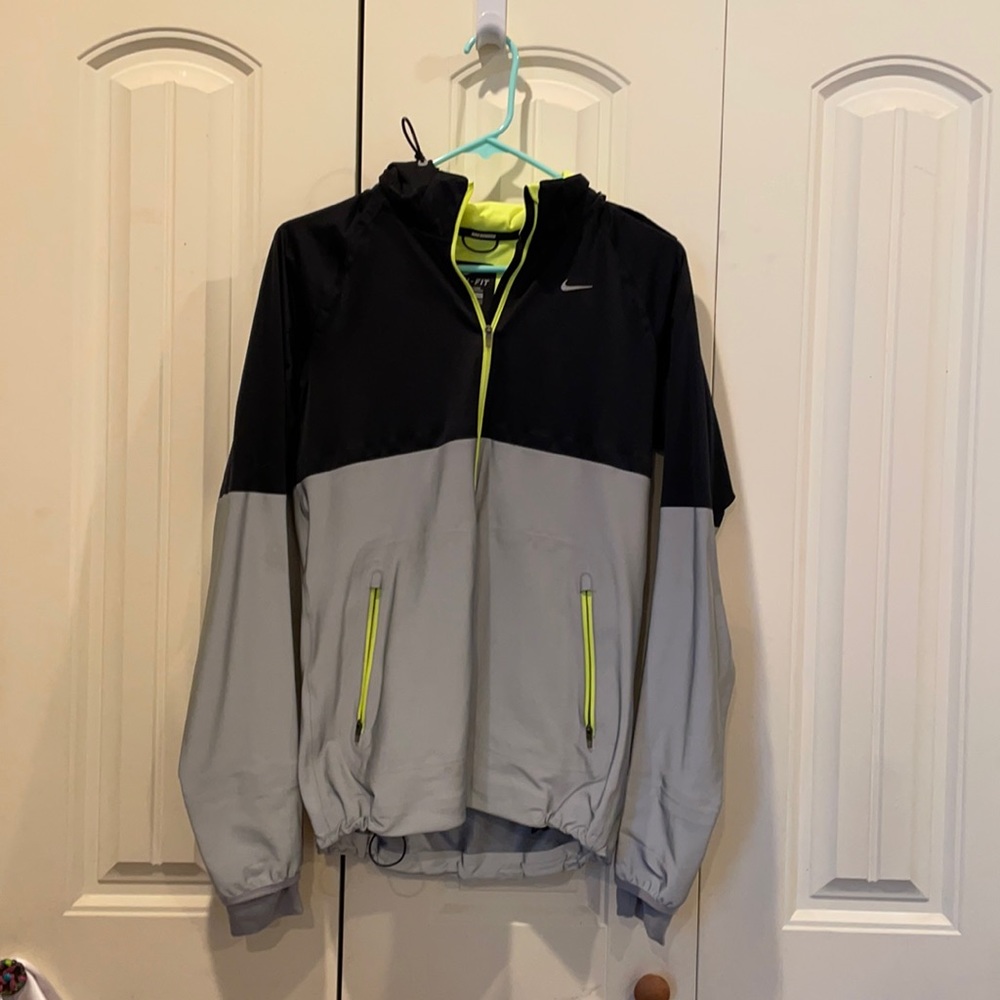 THE Nike reflective jacket